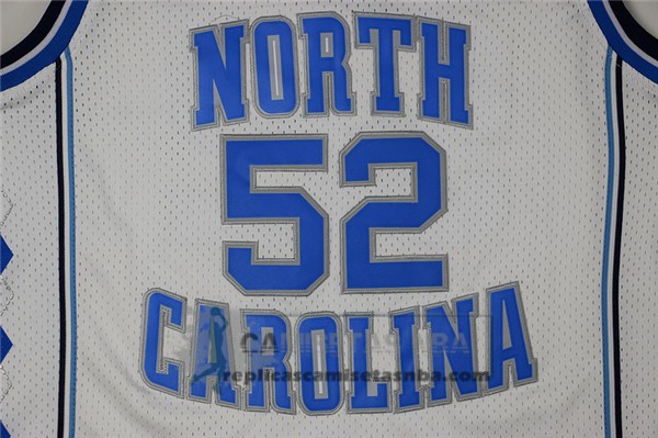 Camiseta NCAA Universidad de Carolina del Norte Worthy Blanco
